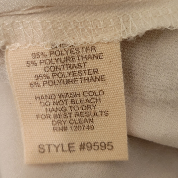 Mystree Lace Black & Cream Mini Skirt Size Small - Picture 3 of 6